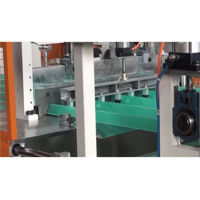 Ζαρωμένη διαδικασία εξώθησης πολυανθράκων γραμμών παραγωγής κεραμιδιών στεγών PP PVC