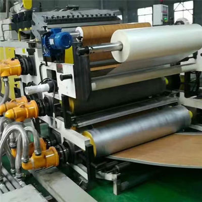 LVT ξύλινος πλαστικός πατωμάτων εξώθησης γραμμών LVT δαπέδων παραγωγής εξωθητής βιδών μηχανών δίδυμος