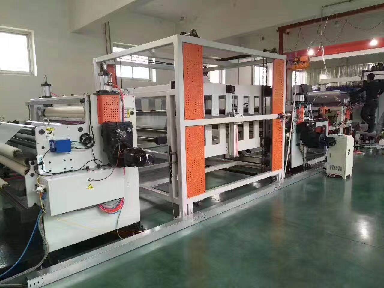 Τελευταία εταιρικά blogs για Λύσεις πολυεπίπεδης συναρμολόγησης: Προσθήκη λειτουργικότητας στη γραμμή εξορμίσεως φύλλων PC/PMMA