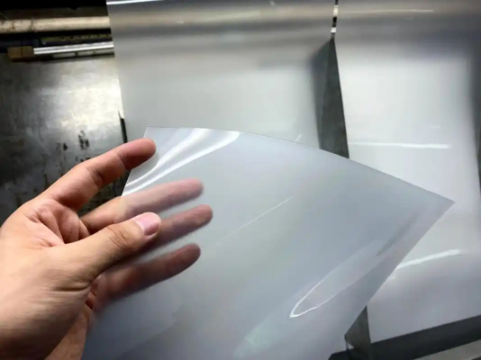 Αγορά Γραμμή εξώθησης φύλλων PP Blister με 80% ανακυκλωμένο υλικό ABA 3 στρώσεων συν-εξώθησης και πλάτος 800-1500mm online manufacture