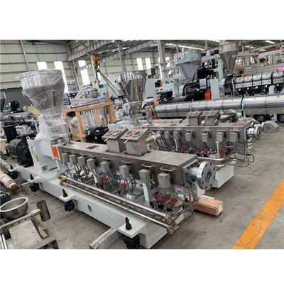 Αγορά 85 mm Κωνικό Co περιστρεφόμενο δίδυμο βίδα Extruder αναμειγνύοντας τήξη online manufacture